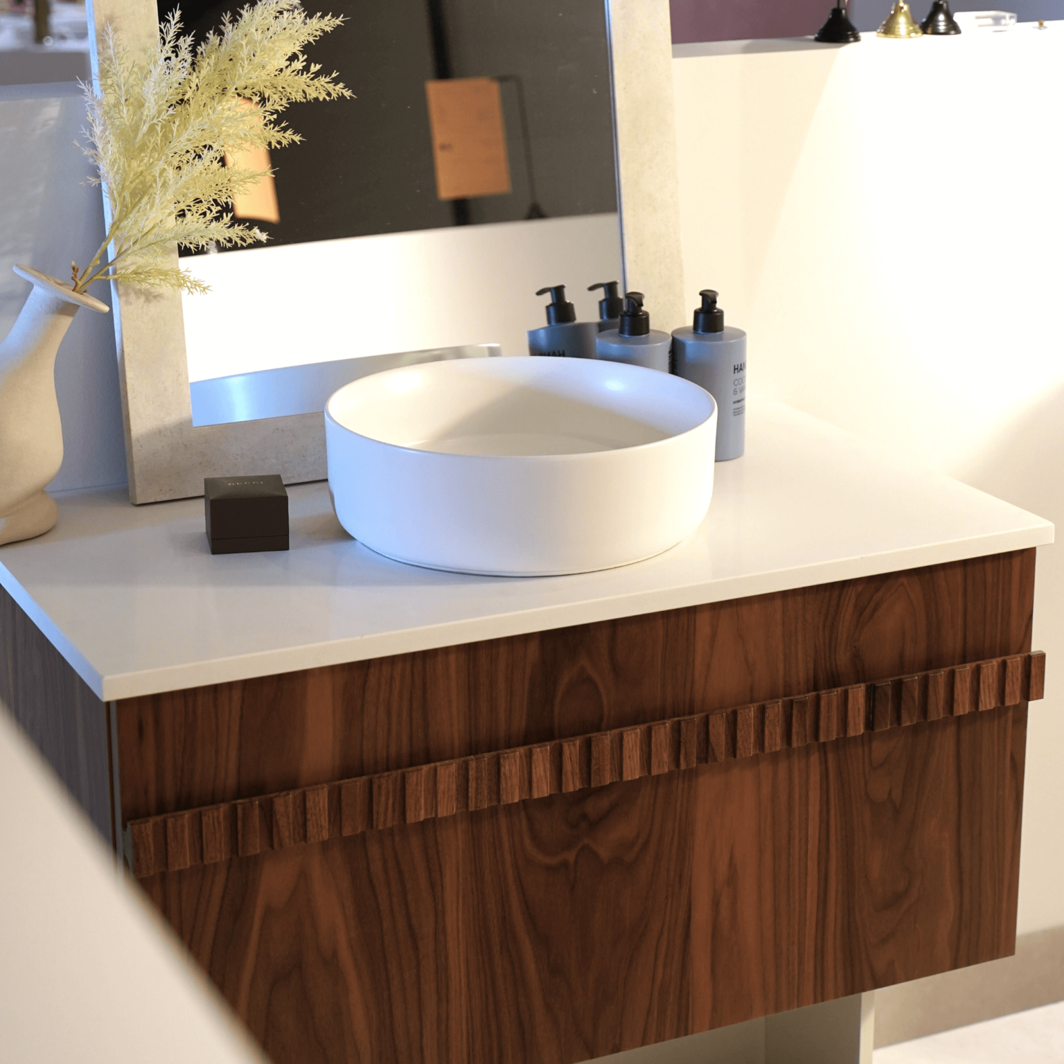 Ashton Wall-Mounted Vanity 900 Single Bowl